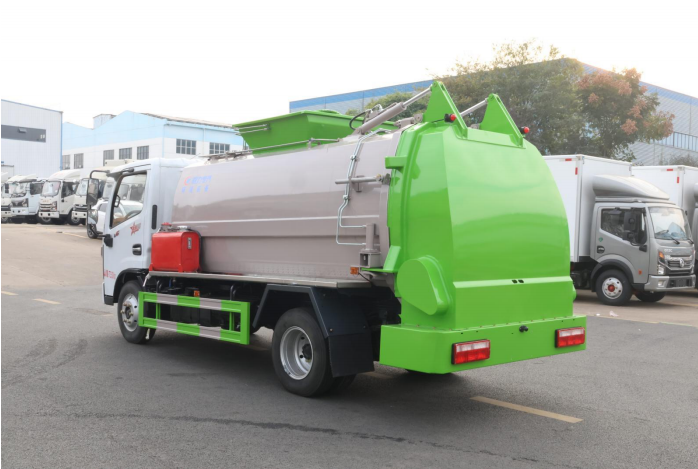 東風(fēng)多利卡餐廚垃圾車